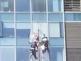 長期使用的幕墻玻璃更換:關(guān)注要點與注意事項