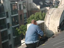 屋面天溝滲水如何防水維修呢?