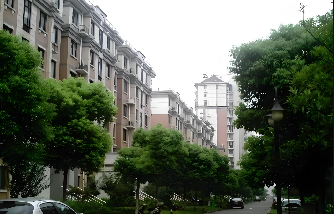 【鷹隆資訊】以專業與汗水守護業主安居